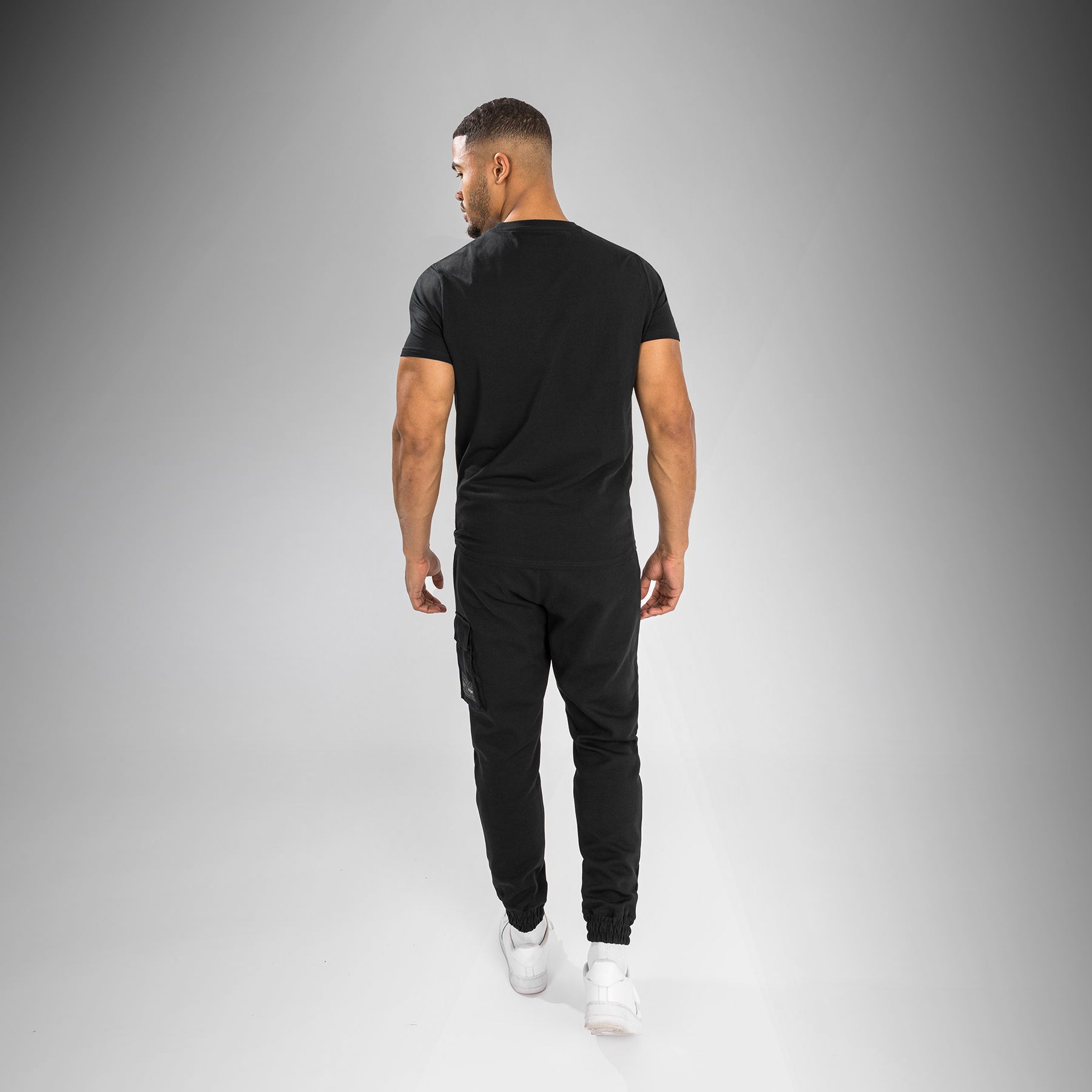venum-absolute-2-0-t-shirt-angepasste-passform-schwarz-gold-herren image 6