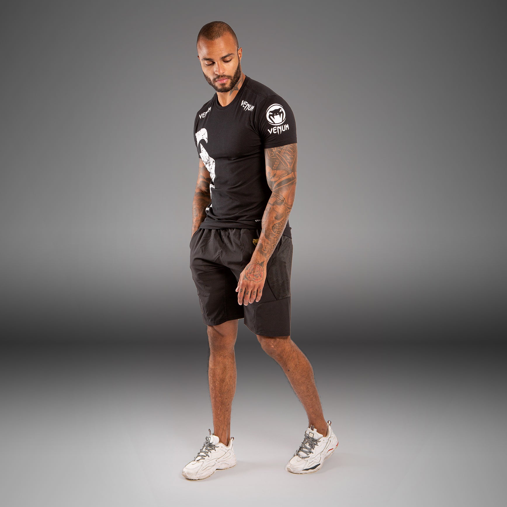 venum-giant-t-shirt-schwarz image 6