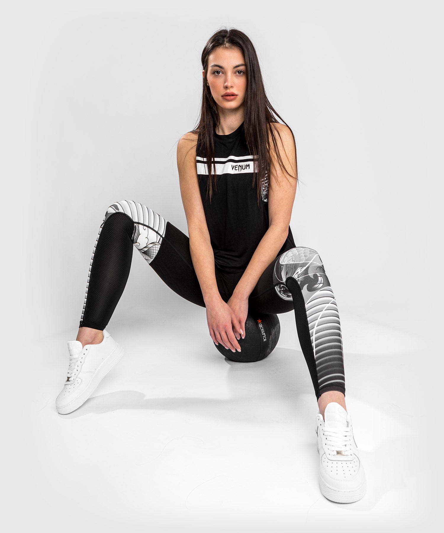 venum-ykz21-tank-top-damen-schwarz-wei image 8