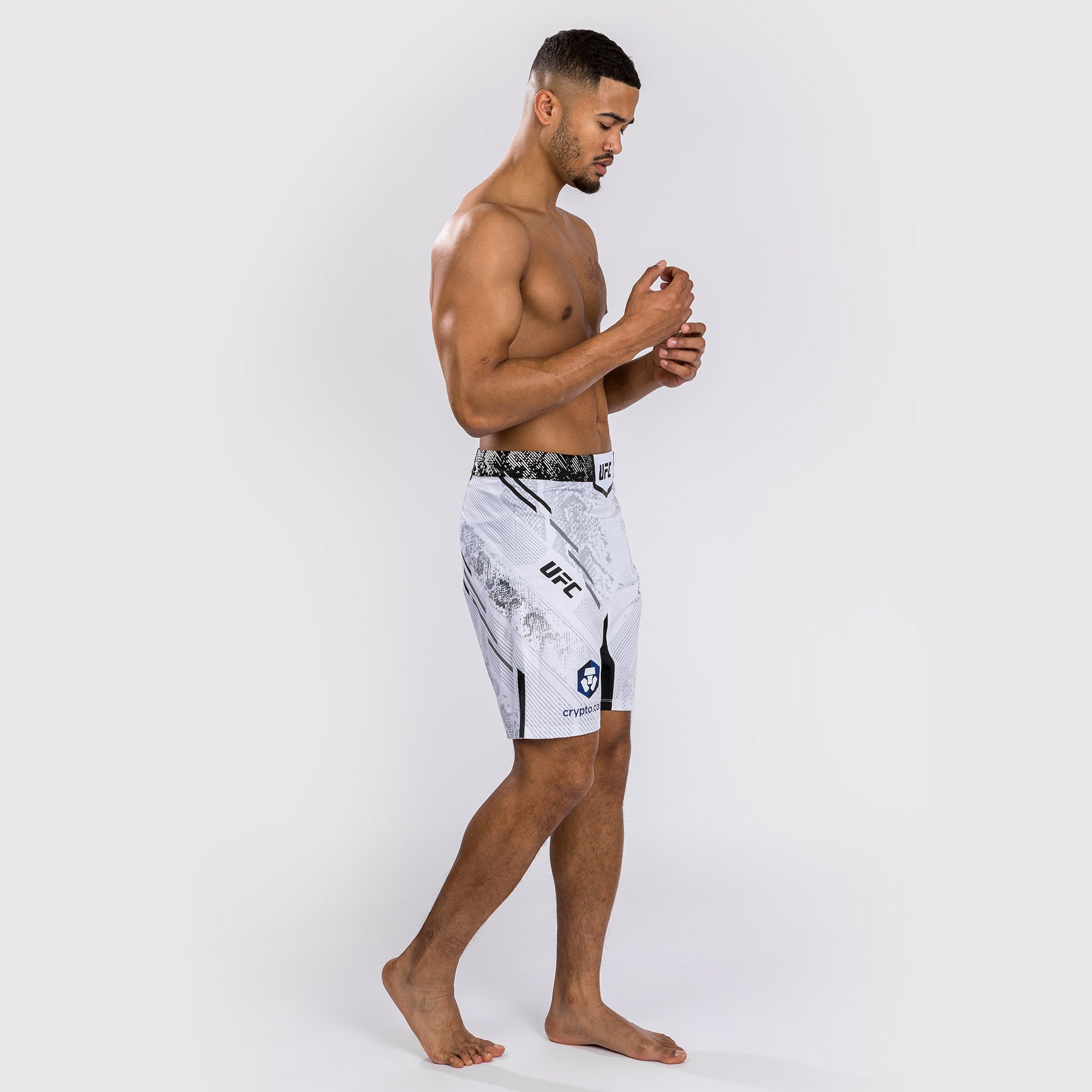 venum-ufc-adrenaline-authentic-fight-night-kampfshorts-herren-lange-passform-wei image 5