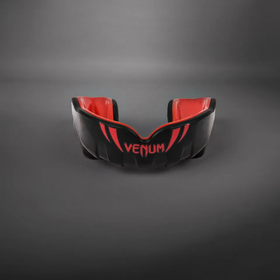 venum-challenger-kids-mundschutz-schwarz-rot image 1