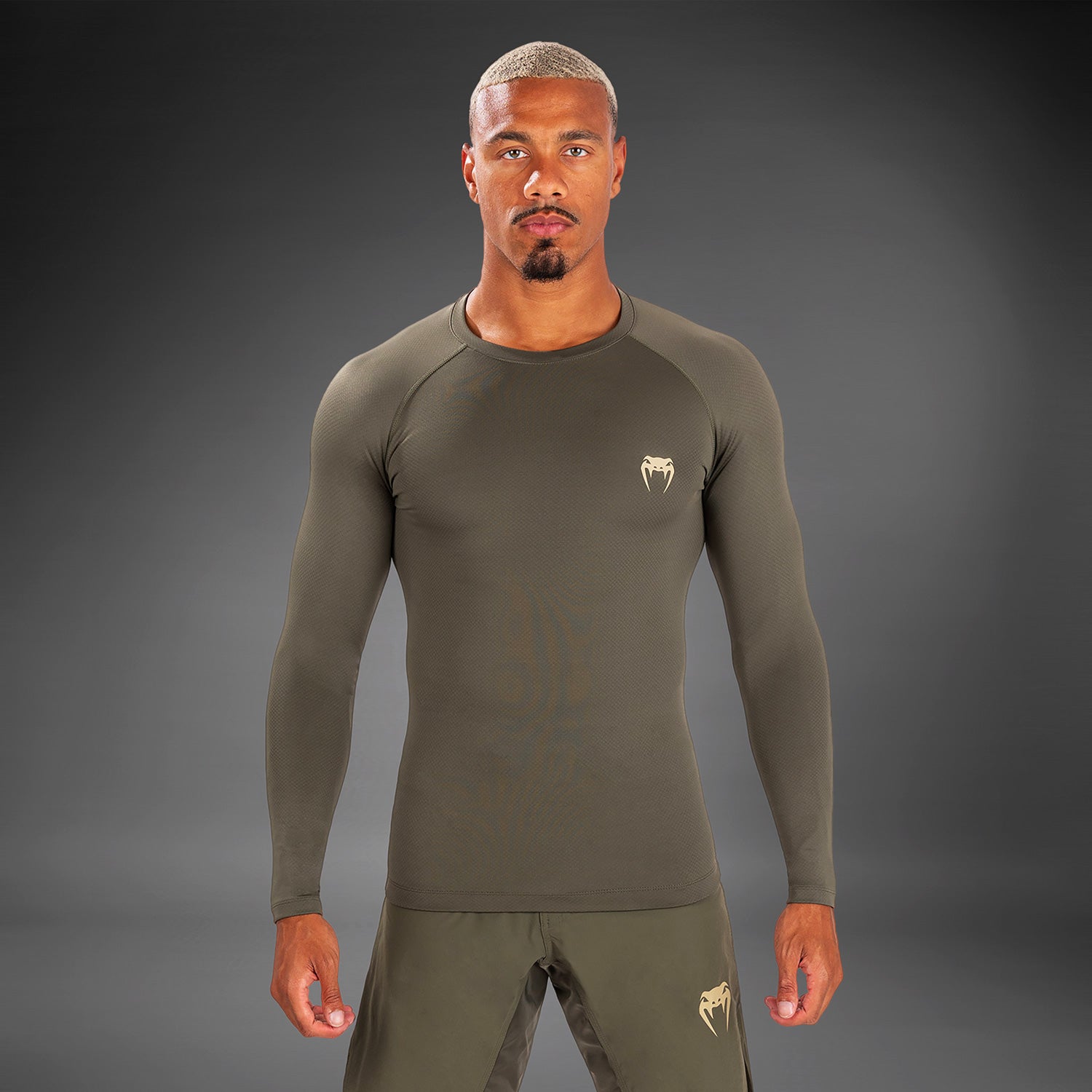 venum-contender-rashguard-langarm-herren-khaki-kompression image 1