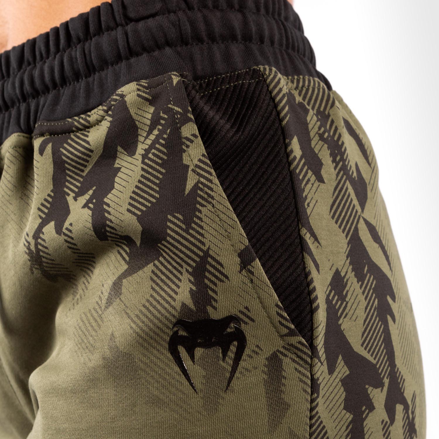 venum-ufc-authentic-fight-week-damen-shorts-khaki image 6