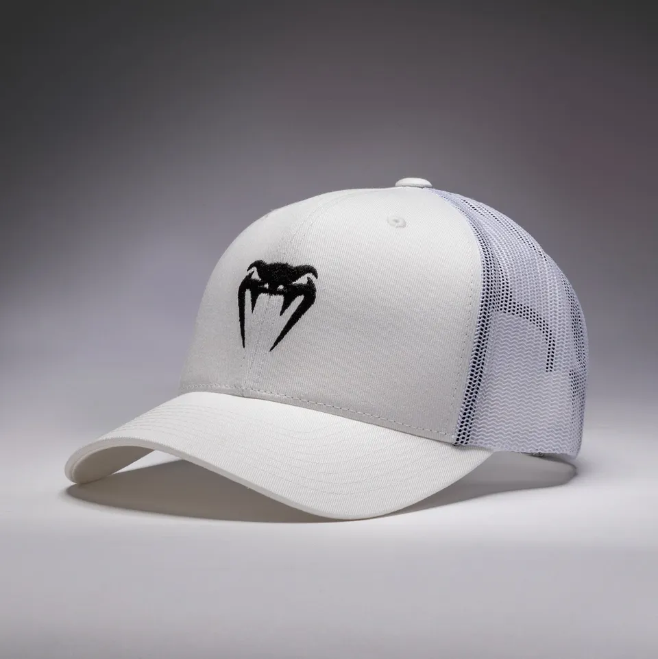 venum-classic-trucker-cap-schneewei image 1