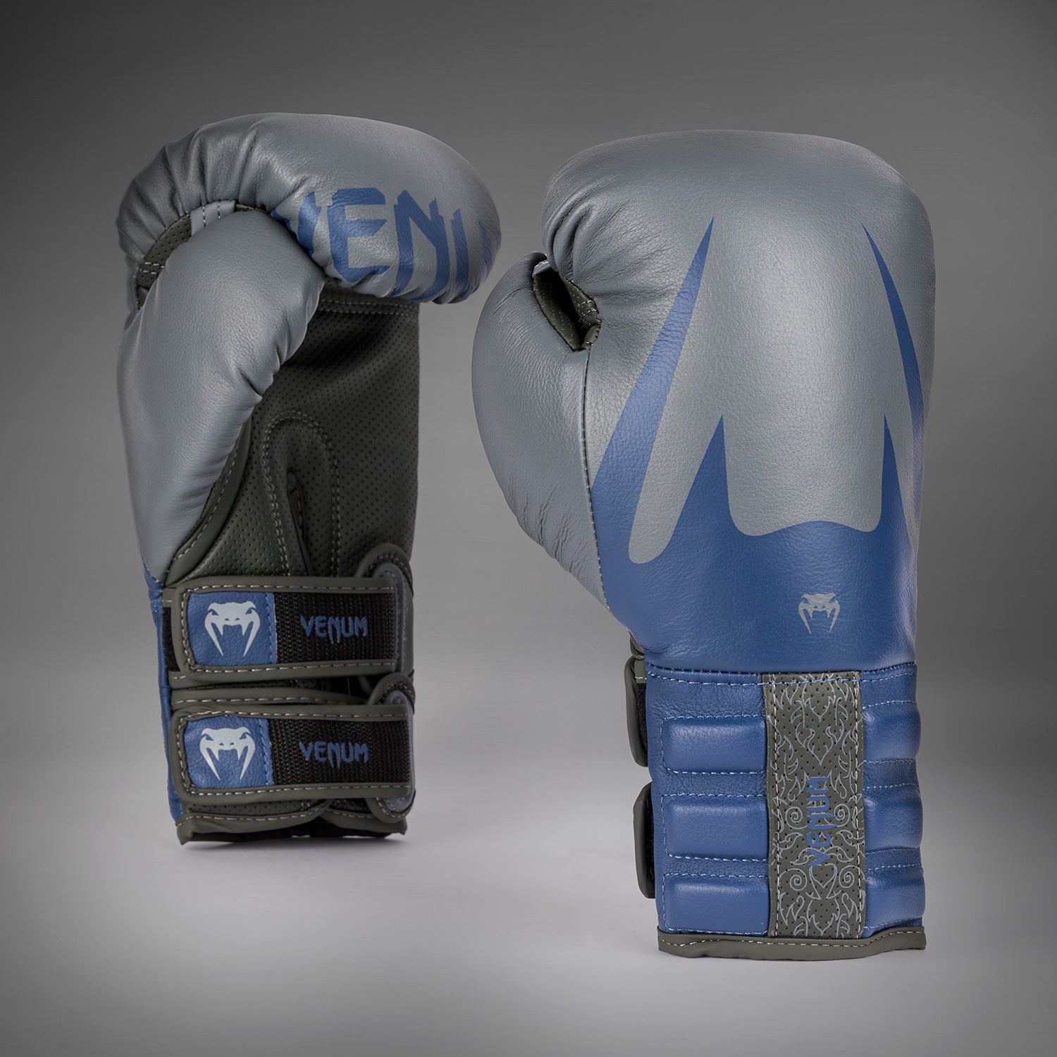venum-reverso-boxhandschuhe-sturmgrau-royalblau image 1