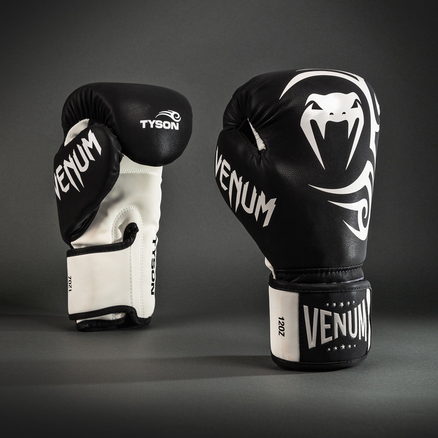 venum-x-mike-tyson-replica-boxhandschuhe-tiefschwarz-optisch-wei image 1