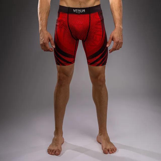 venum-galactic-3-0-kompressionsshort-herren-rot-silber image 1