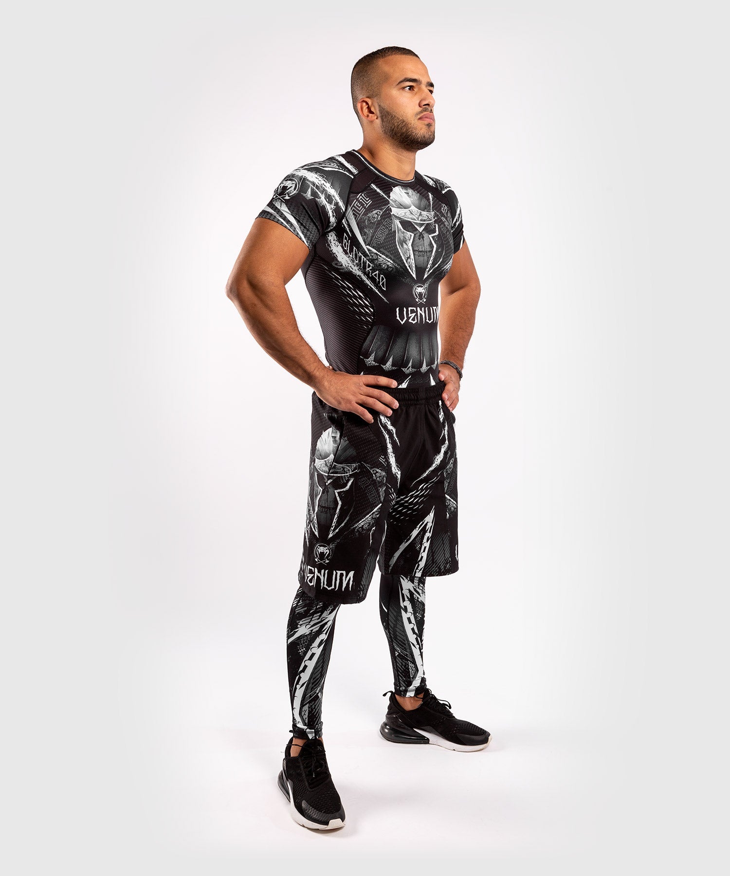 venum-gldtr-4-0-kurzarm-rashguard-wei-schwarz image 8