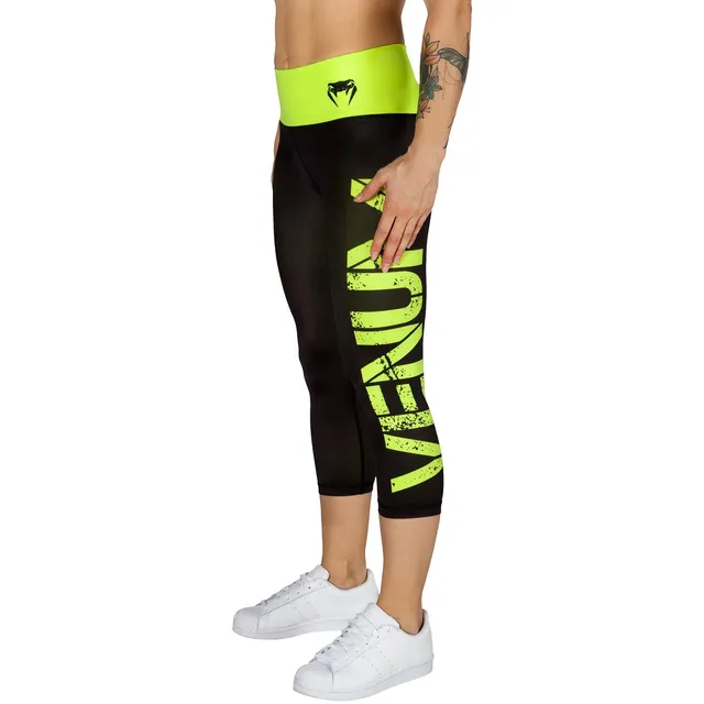 venum-power-kurze-leggings-damen-schwarz-neongelb image 1