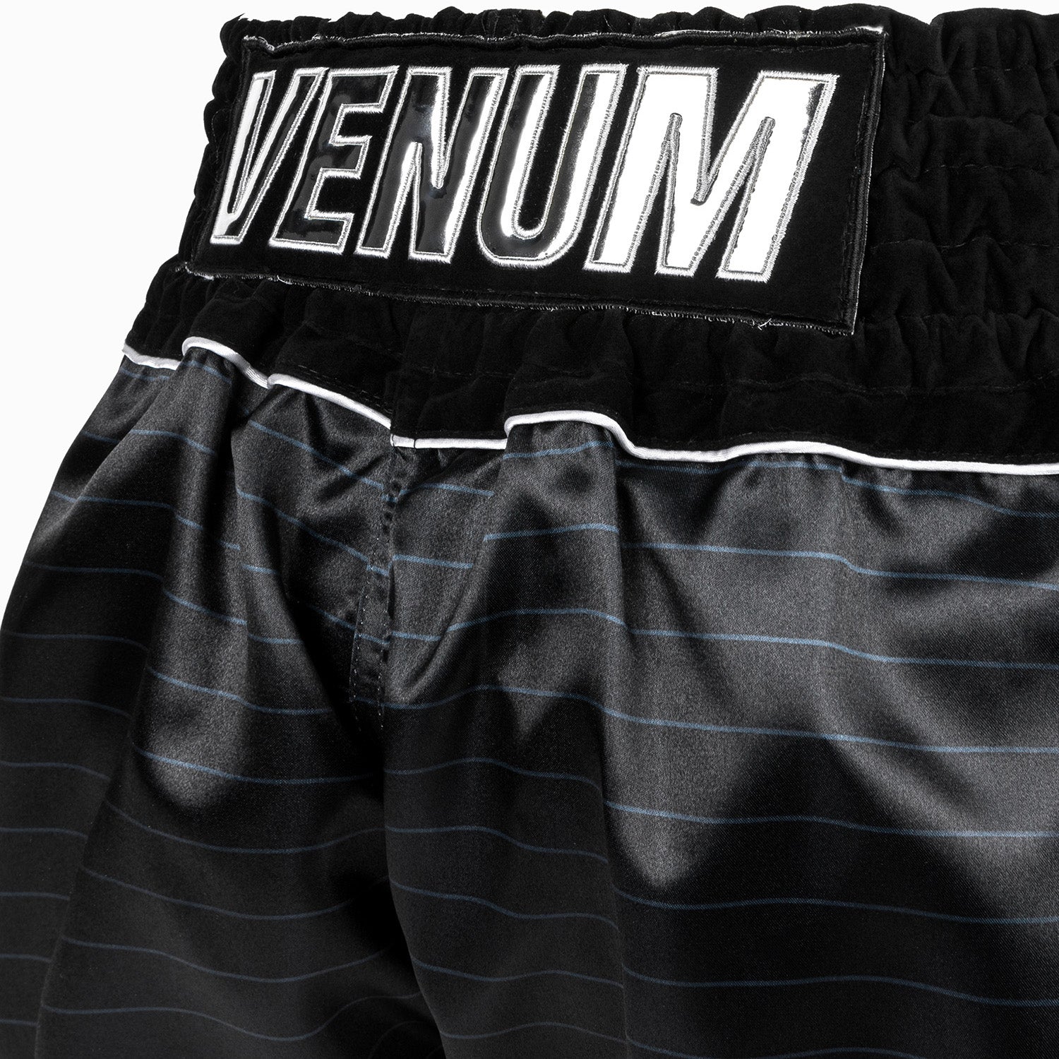 venum-attack-muay-thai-shorts-schwarz-silber image 4