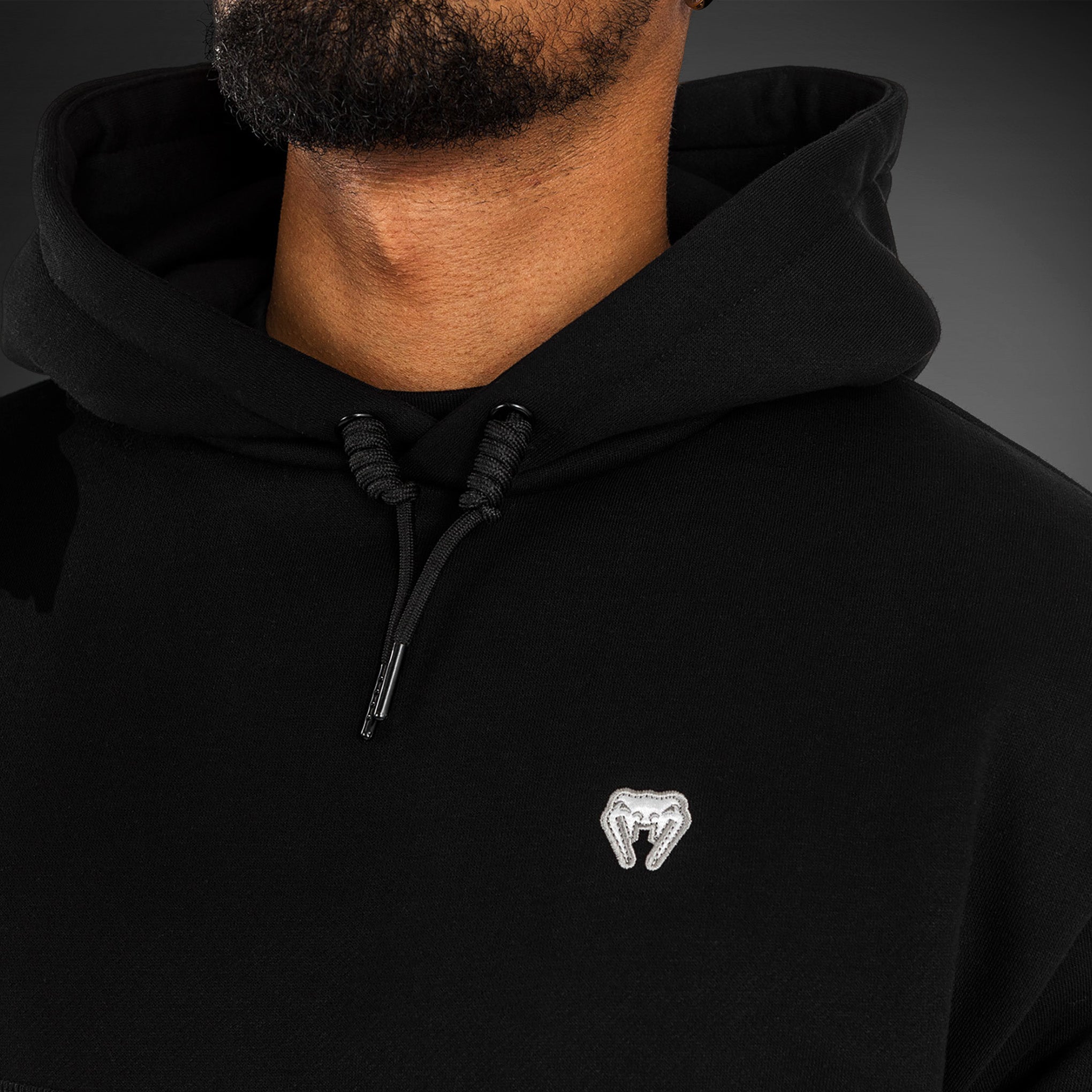 venum-silent-power-hoodie-schwarz image 6