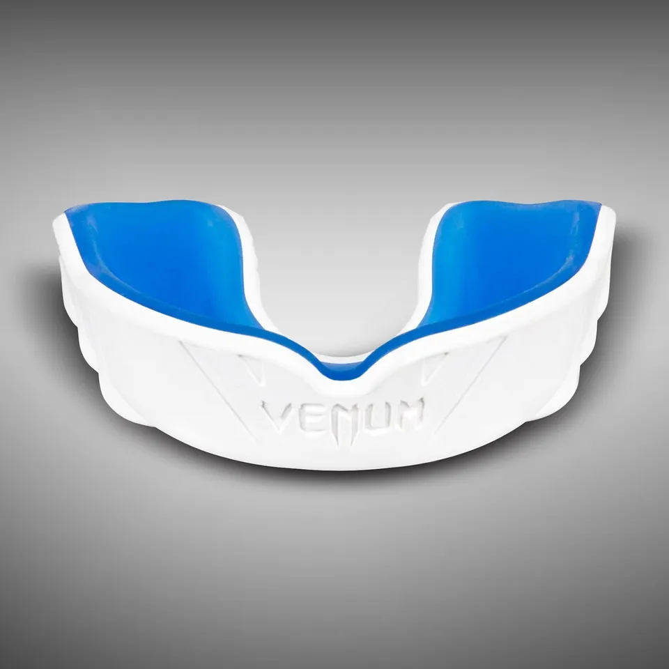 venum-challenger-mundschutz-wei-blau-2 image 1