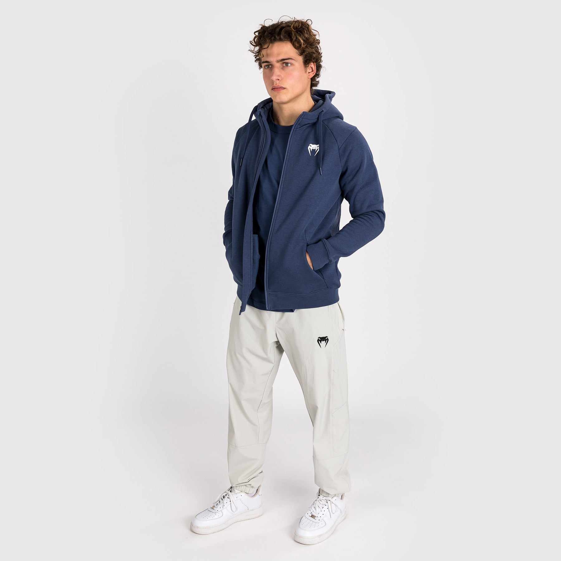 venum-strikeland-full-zip-hoodie-marineblau-herren image 5