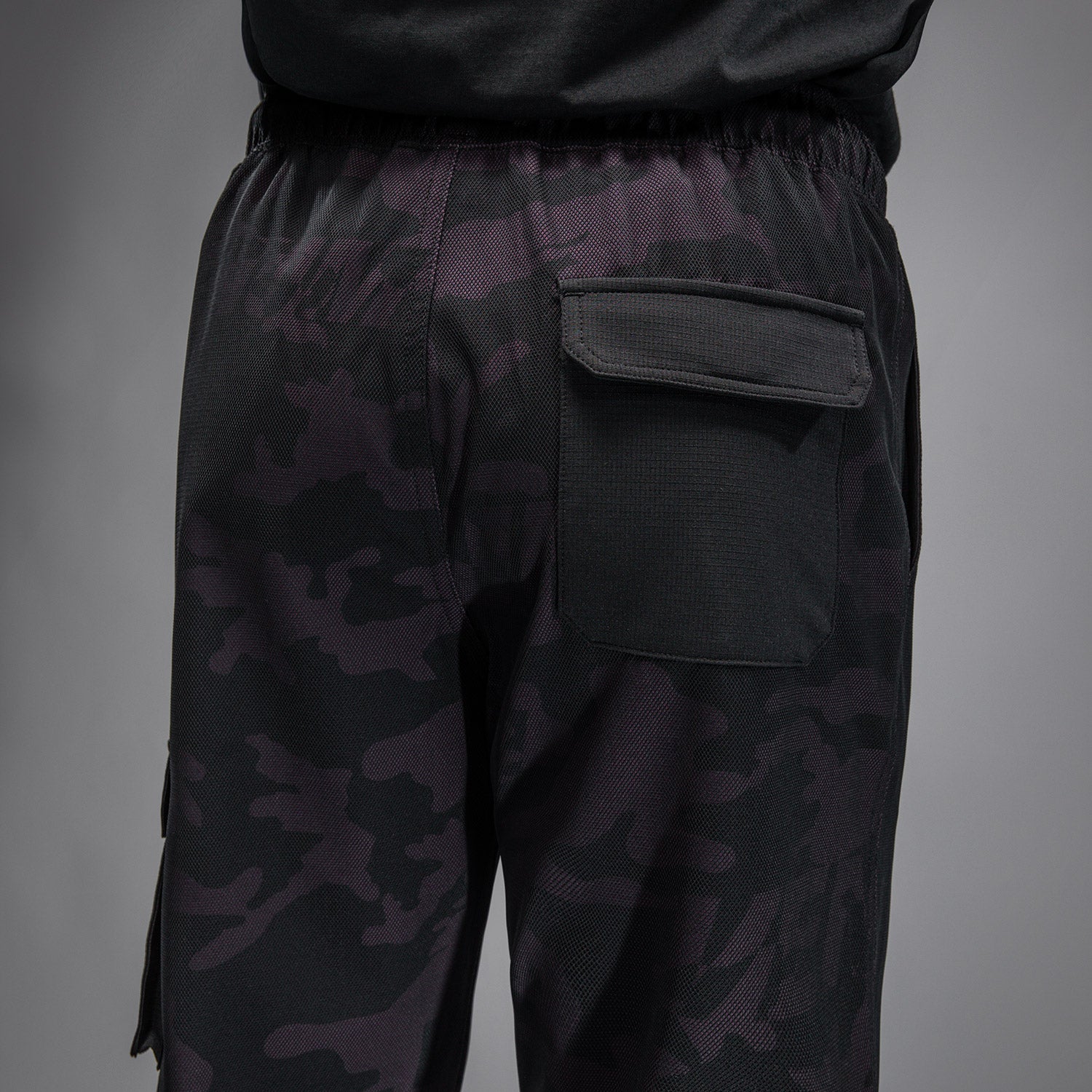 venum-trooper-herren-trainingshose-schwarz-violett image 6