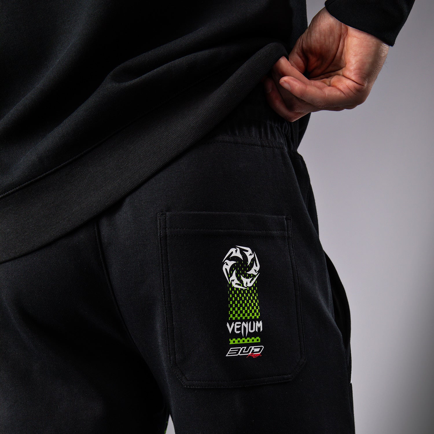 venum-x-bud-racing-baumwoll-shorts-herren-schwarz-wei-limettengr-n image 8
