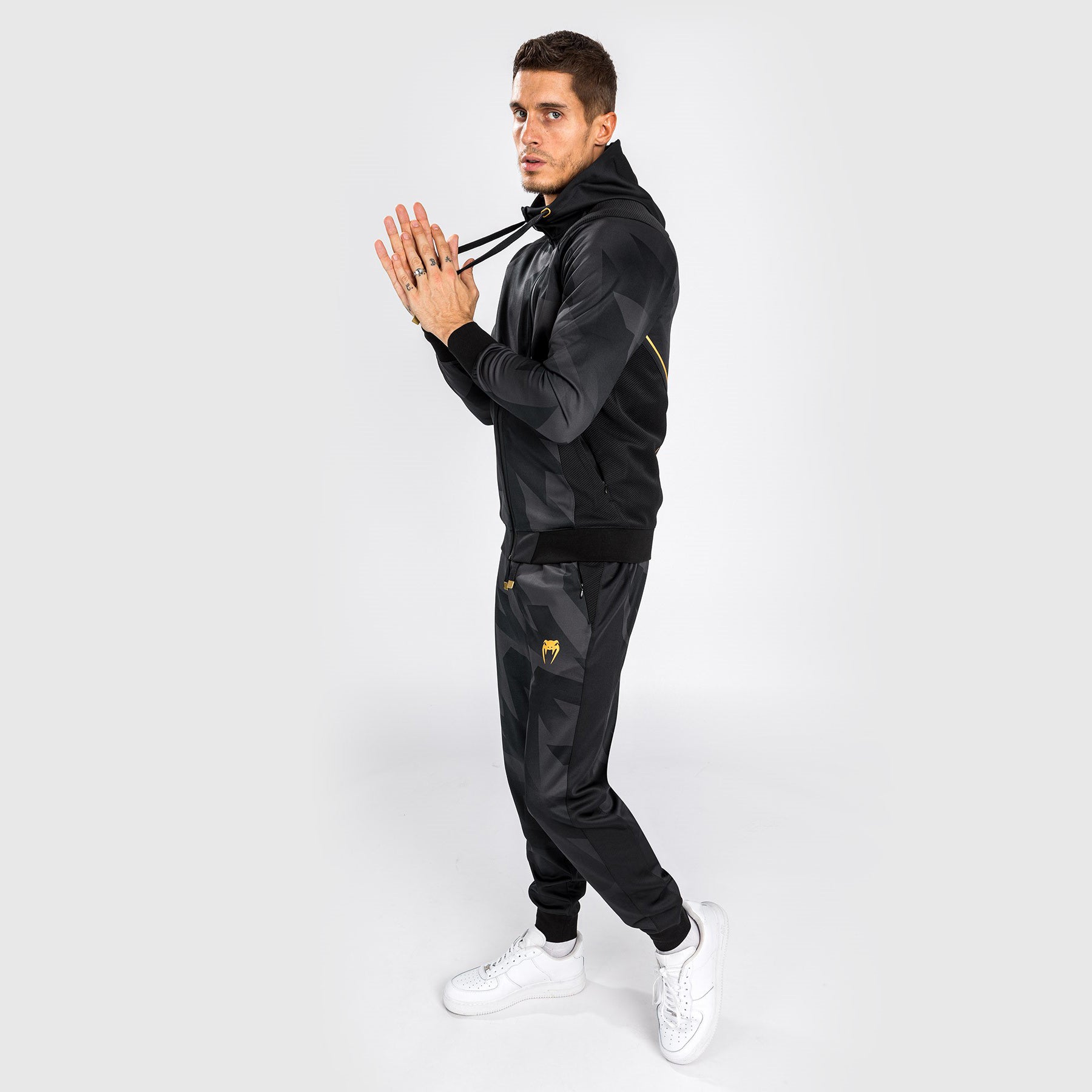 venum-razor-kapuzen-sweatshirt-mit-rei-verschluss-schwarz-gold image 5