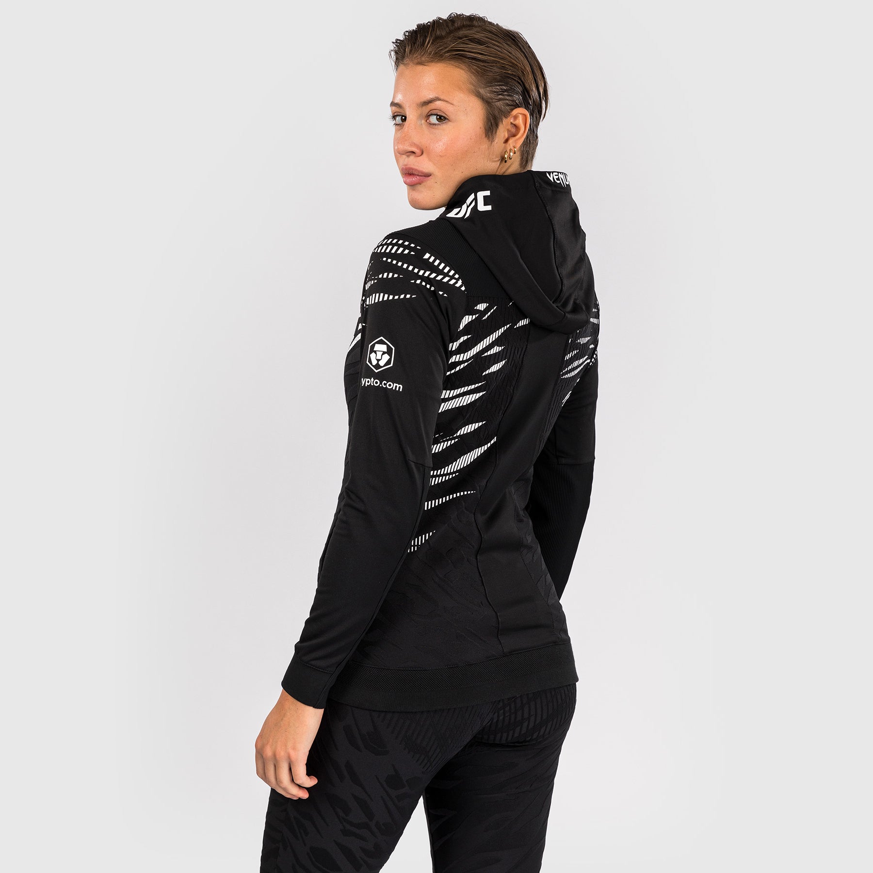 venum-ufc-fusion-authentic-fight-night-walkout-hoodie-damen-schwarz-personalized image 5