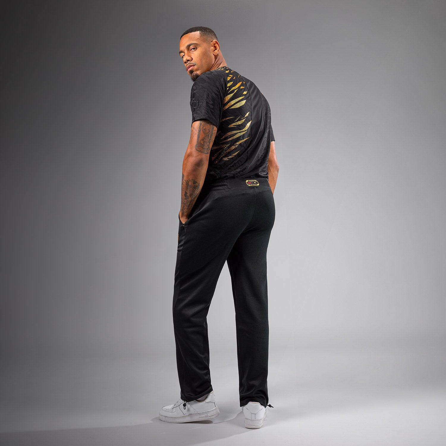 venum-ufc-fusion-by-venum-authentic-fight-night-straight-leg-walkout-hose-champi image 3