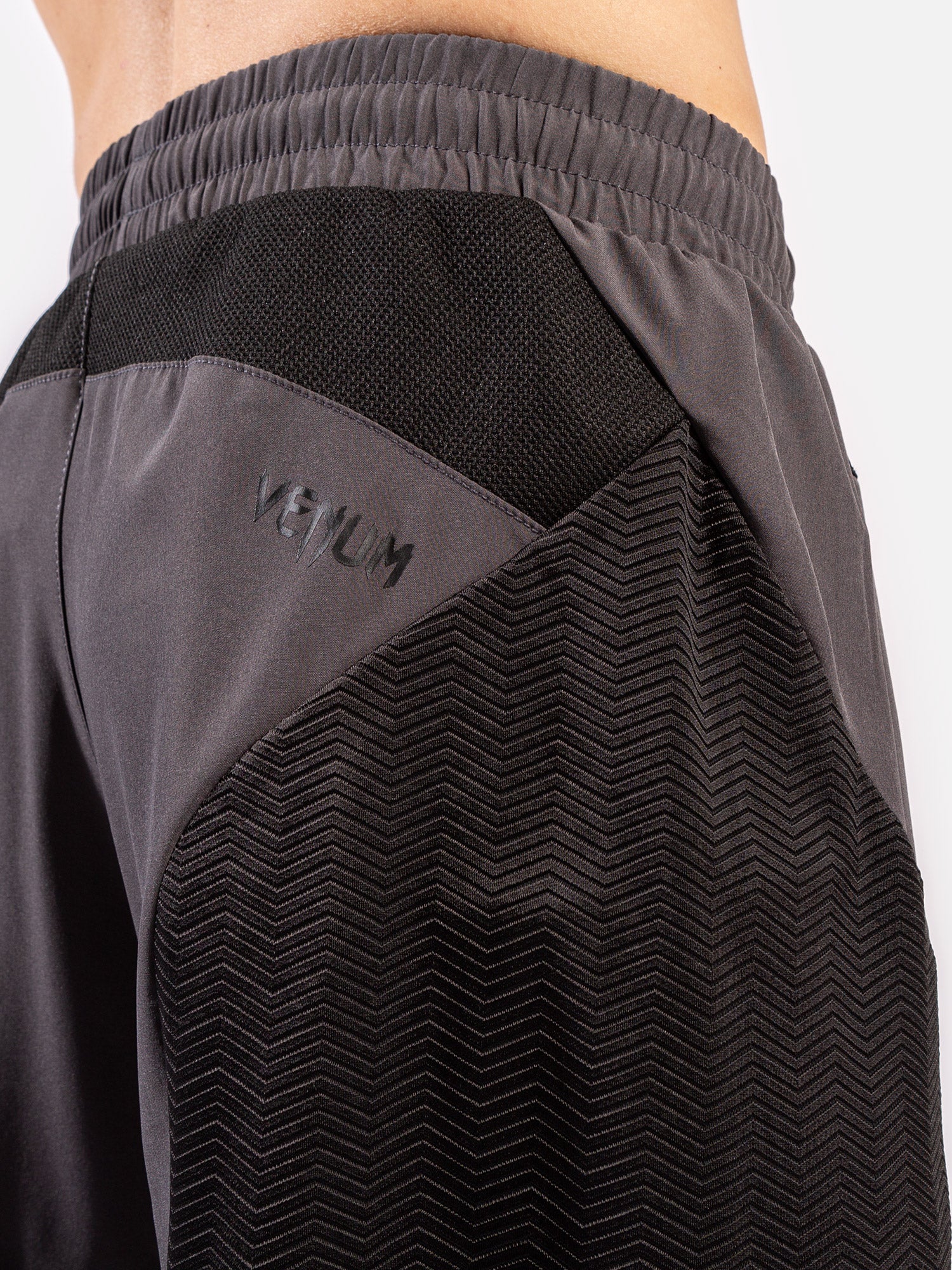 venum-g-fit-trainings-shorts-grau-schwarz image 8