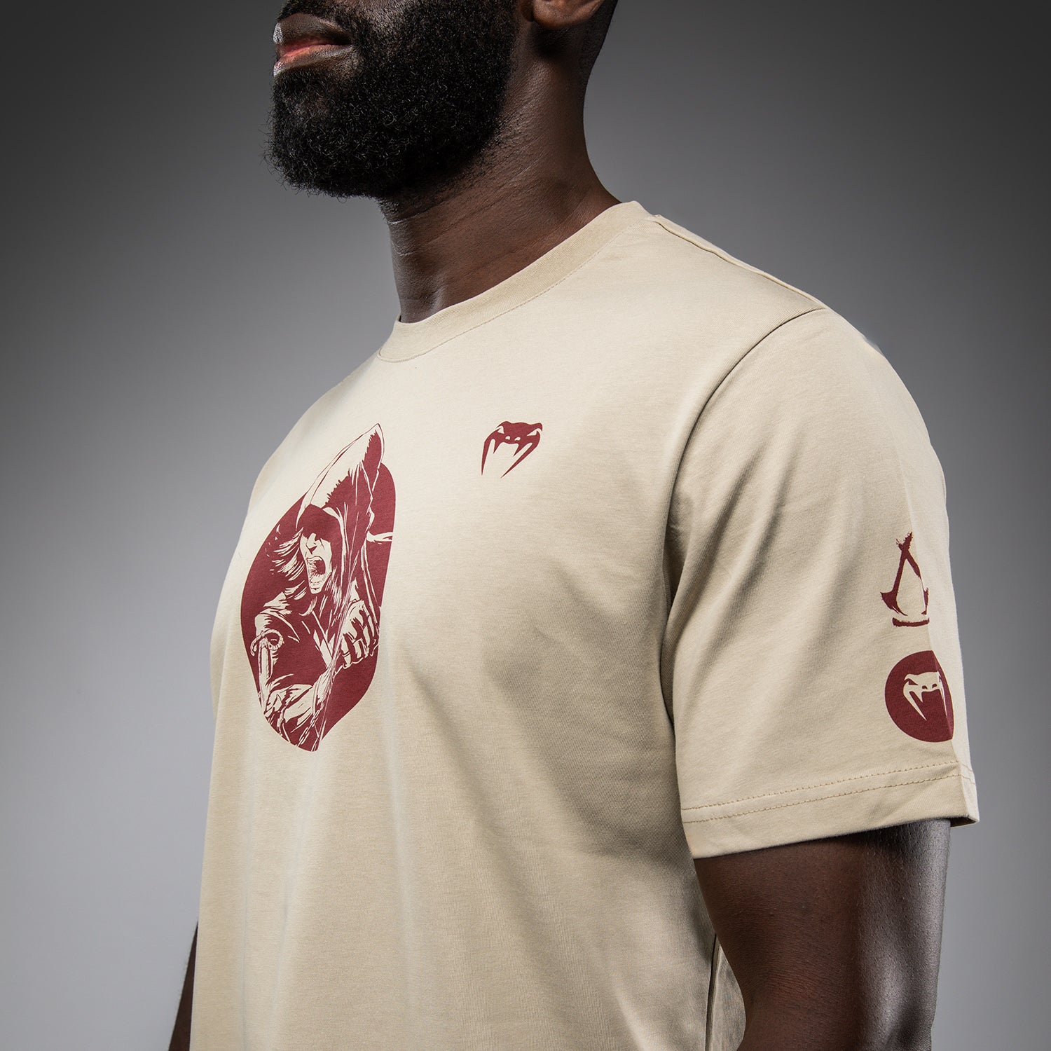venum-x-assassin-s-creed-shadows-t-shirt-sand image 5