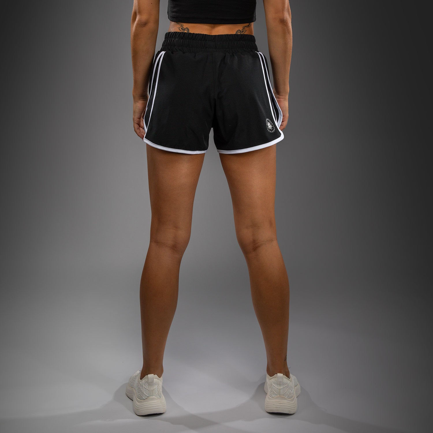 venum-twilight-damen-trainingsshorts-2-in-1-schwarz-wei image 3