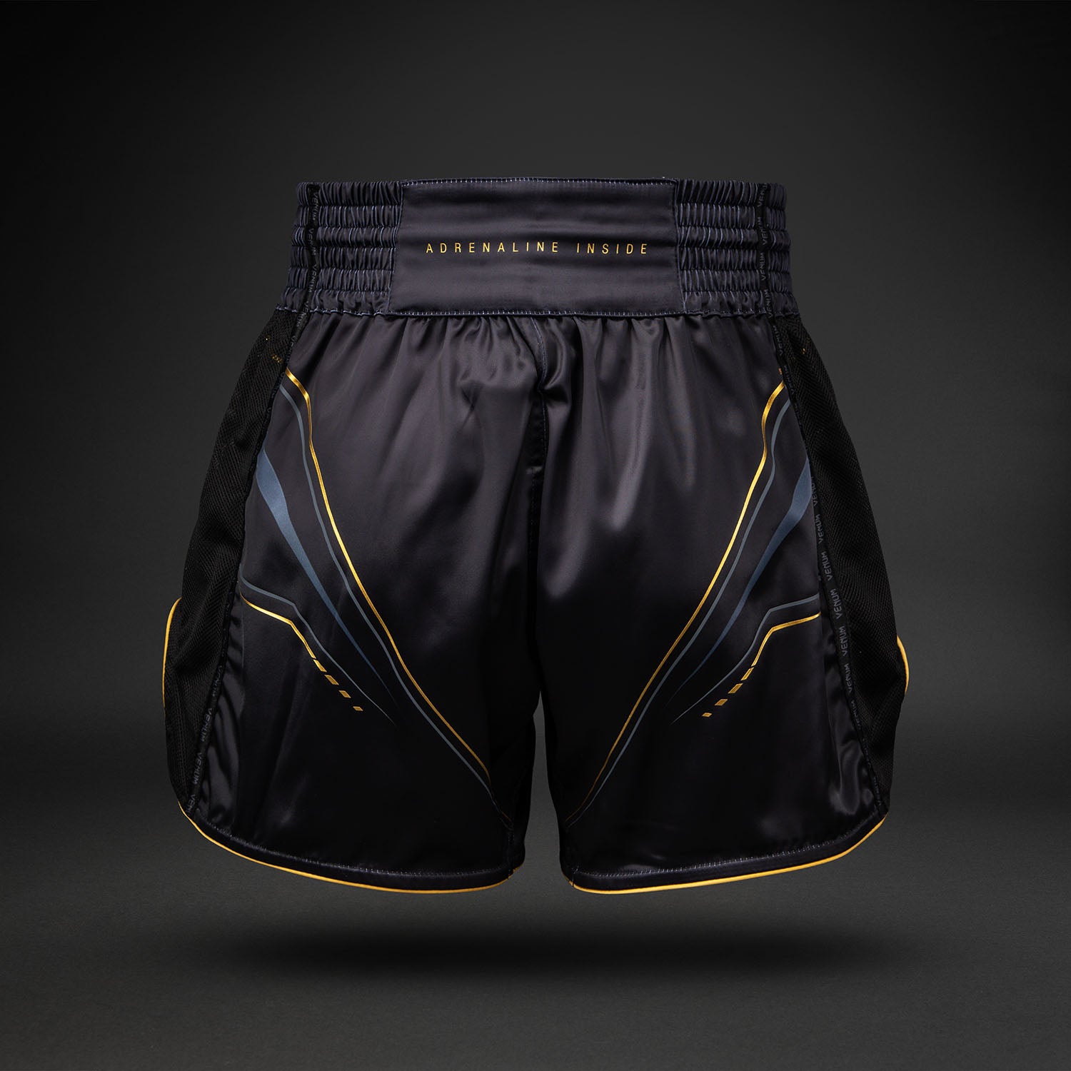 venum-streamline-muay-thai-shorts-schwarz-gold image 4