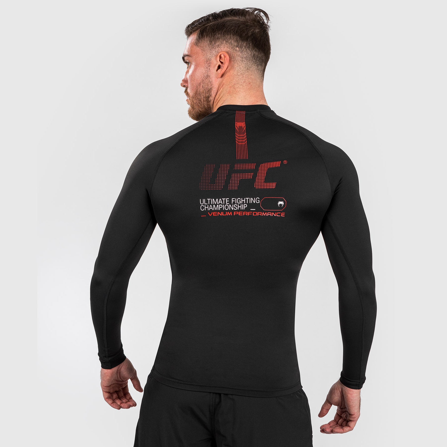 ufc-adrenaline-by-venum-fight-week-performance-rashguard-langarm-herren-schwarz image 4