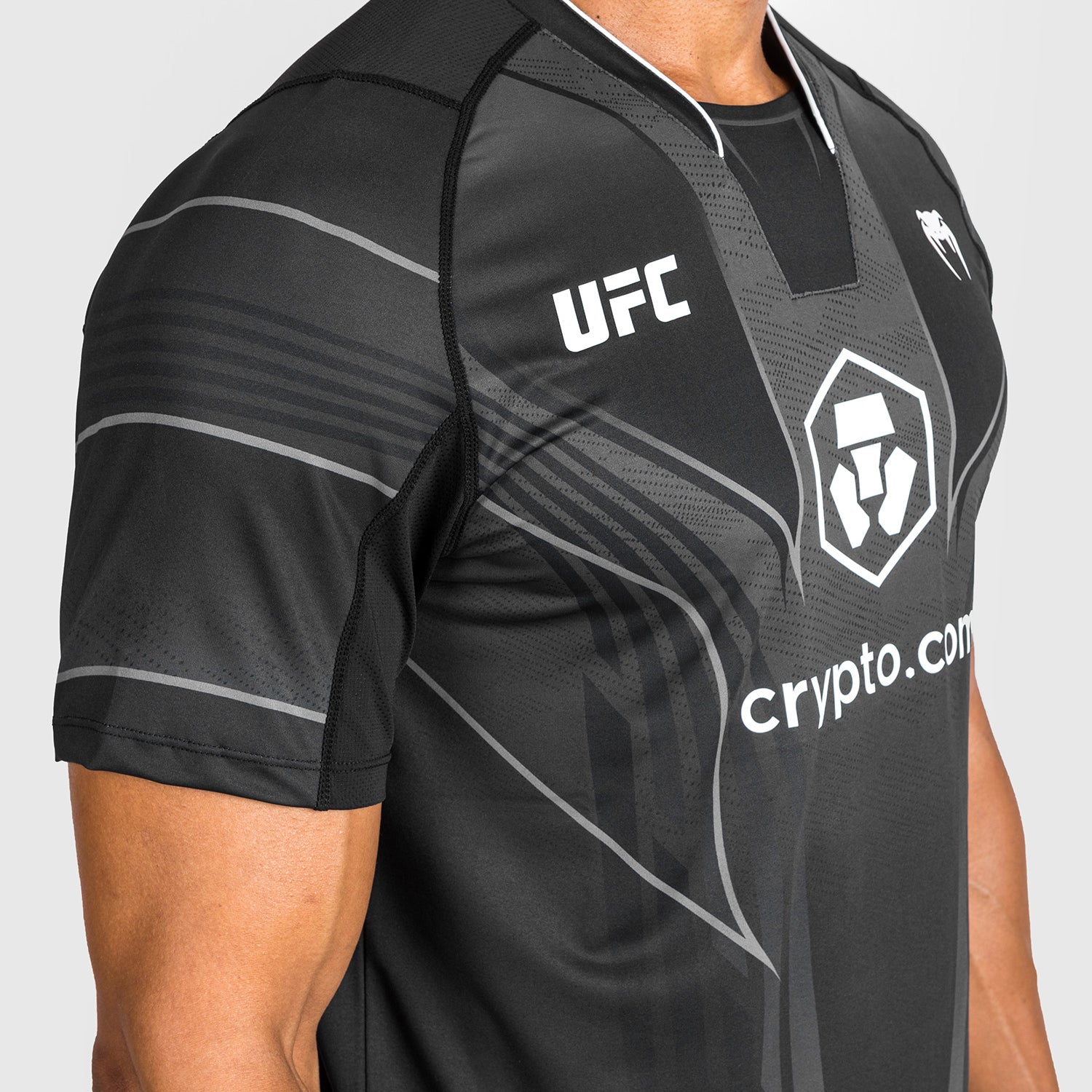 ufc-venum-authentic-fight-night-2-0-walkout-jersey-herren-schwarz image 3
